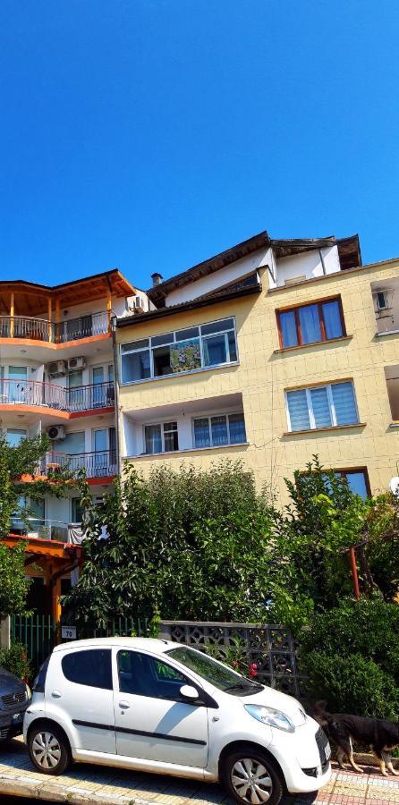Family Hotel Bohemi II Primorsko Exterior photo